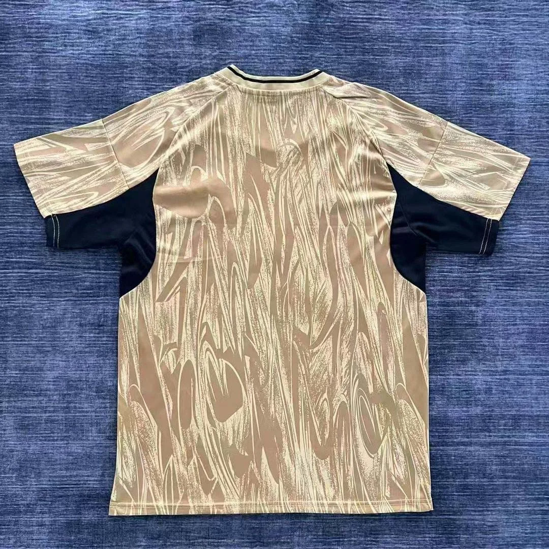 2025/2026 Real Madrid Special Edition Golden Football Shirt1:1 Thai Quality - Image 2