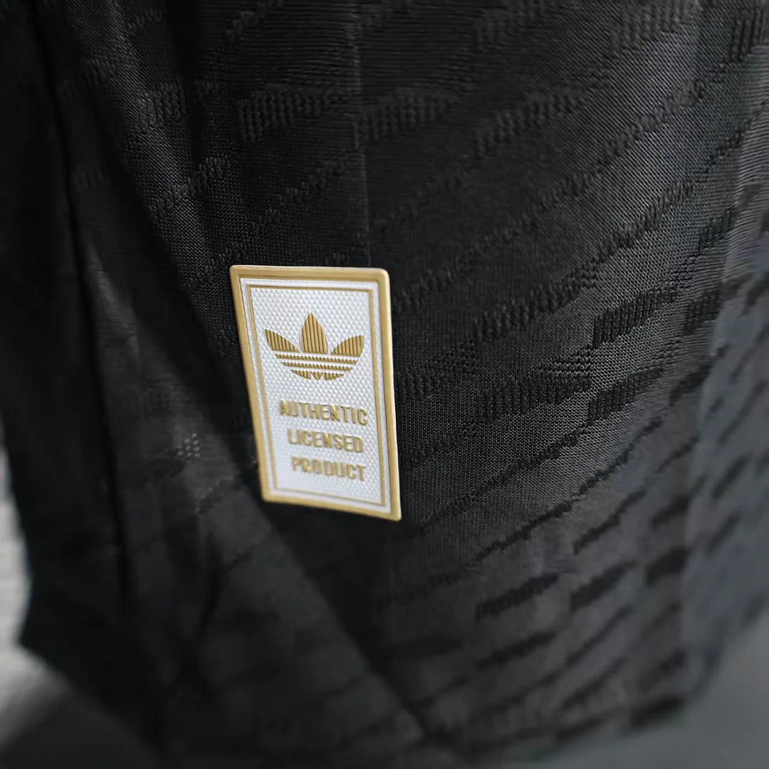 2025/2026 Player Version Real Madrid Goalkeeper Black Football Shirt 1:1 Thai Quality - Image 9