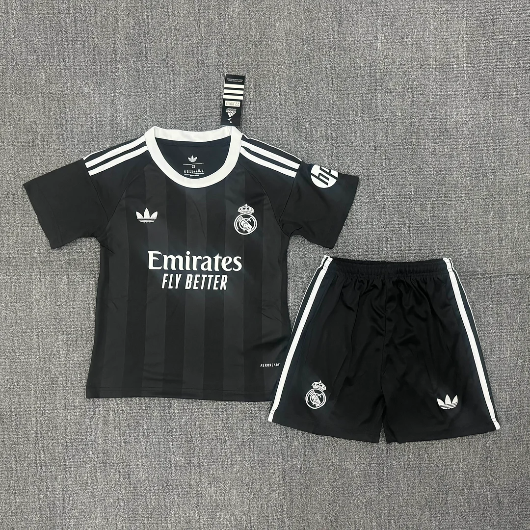 2025/2026 Real Madrid Goalkeeper Black Football Shirt 1:1 Thai Quality Kids Size