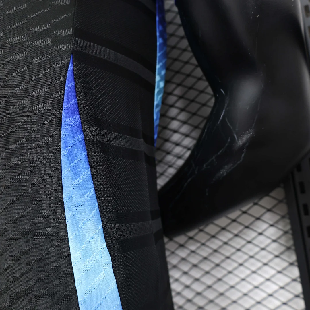 2024/2025 Player Version Real Madrid Special Edition Black and Blue Football Shirt 1:1 Thai Quality - Image 8