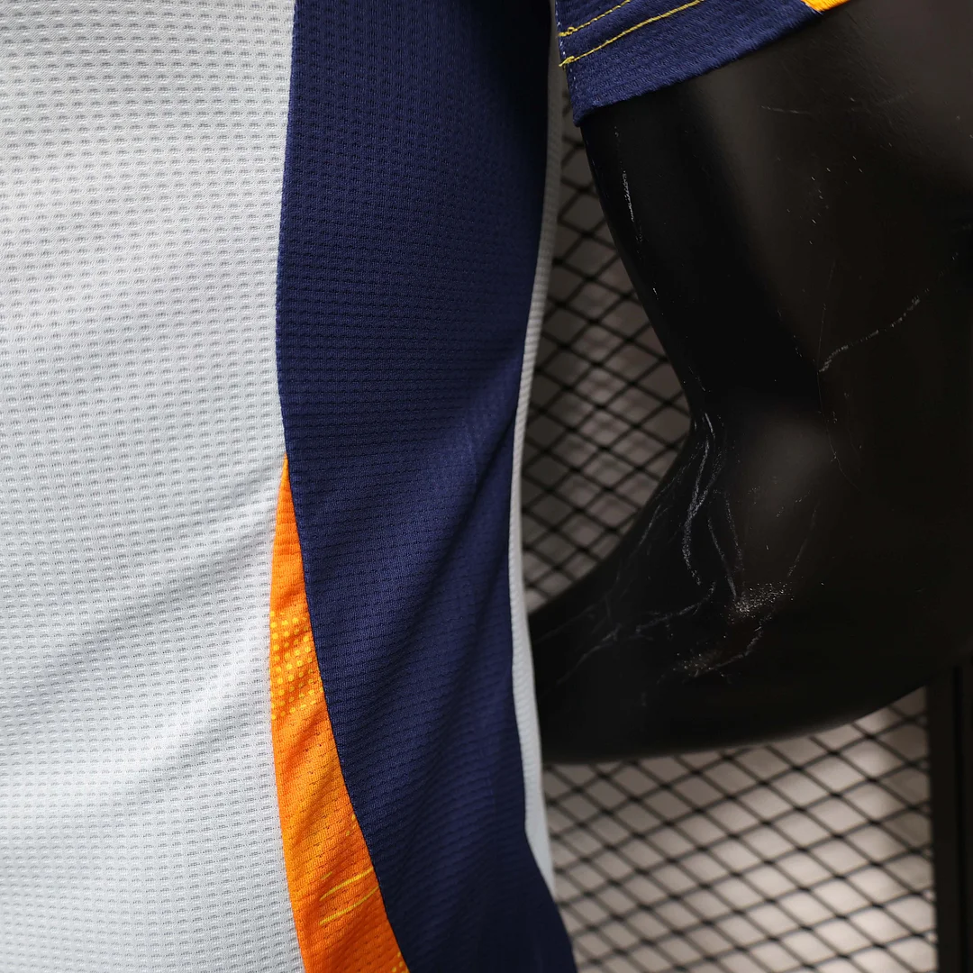 2024/2025 Player Version Real Madrid Training Wear Football Shirt 1:1 Thai Quality - Image 8