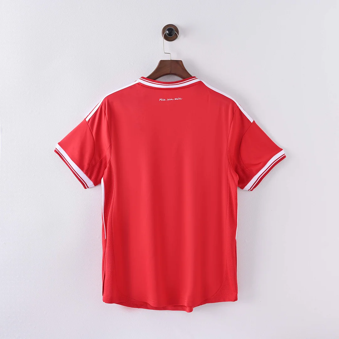 2013/2014 Retro Bayern Munich Home Football Jersey 1:1 Thai Quality - Image 2