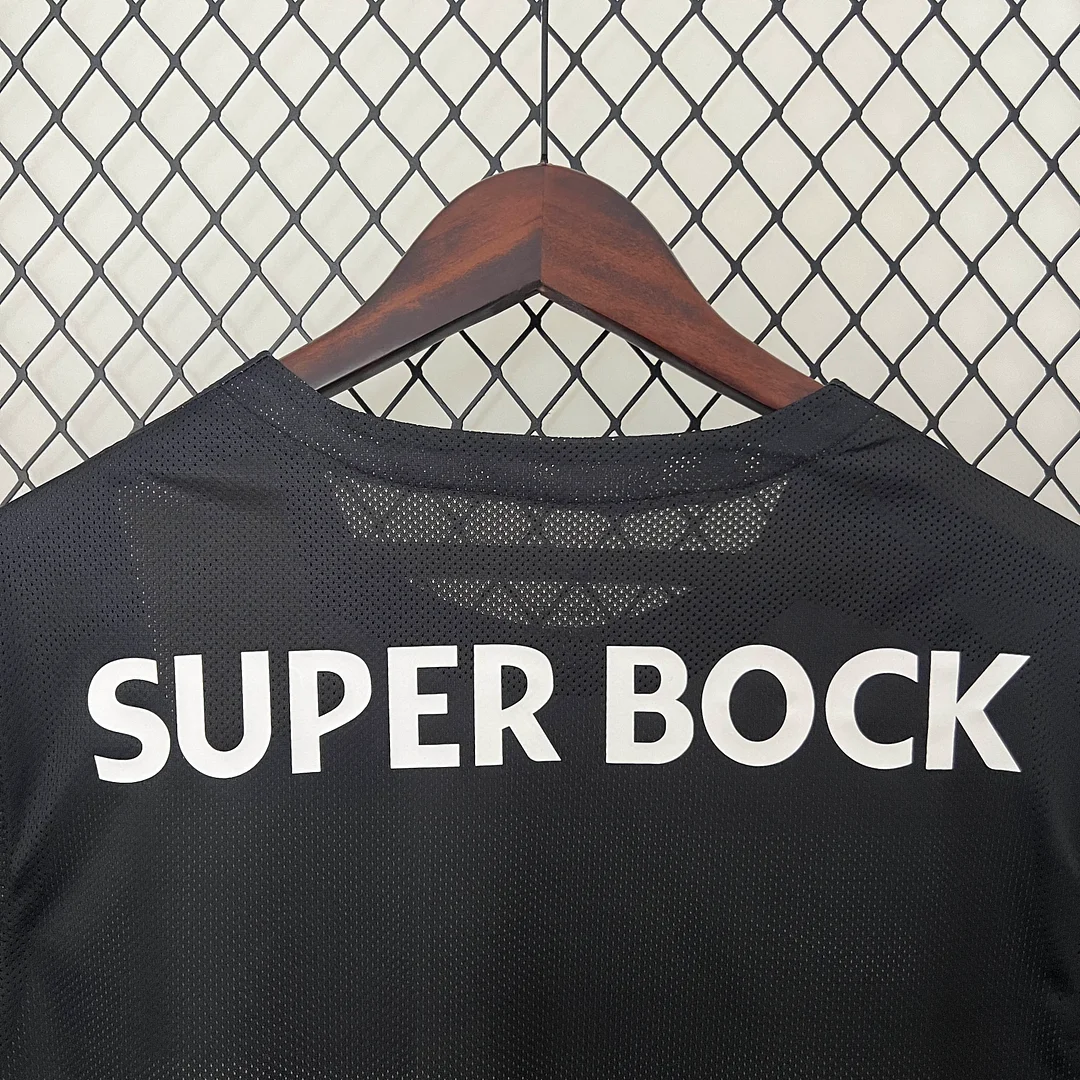 2024/2025 Sporting Lisbon Home Football Shirt 1:1 Thai Quality - Image 4