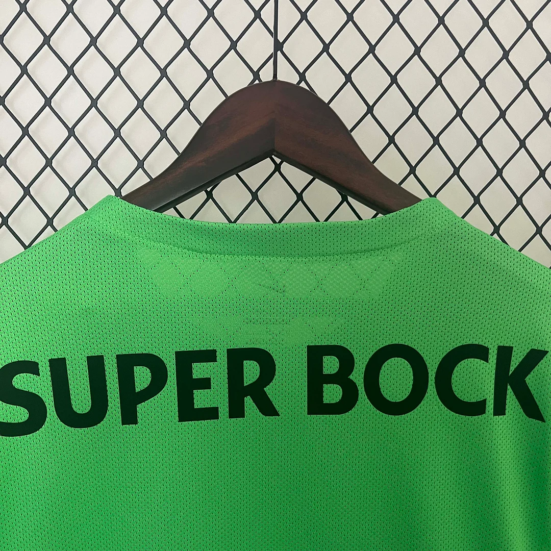 2024/2025 Sporting Lisbon Third Away Football Shirt 1:1 Thai Quality - Image 4