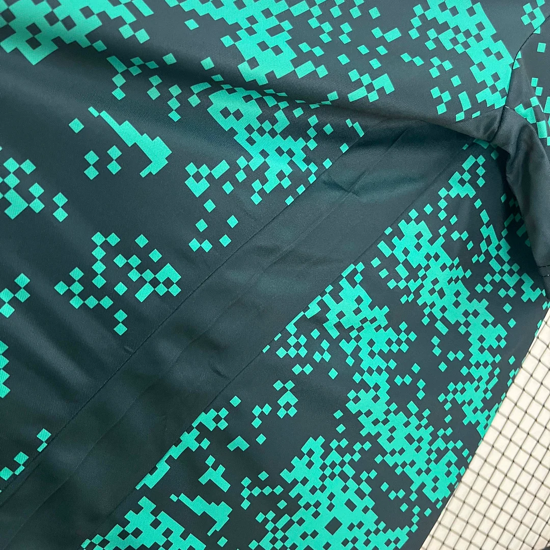 2024/2025 Sporting Lisbon Training Wear Football Shirt 1:1 Thai Quality - Image 8