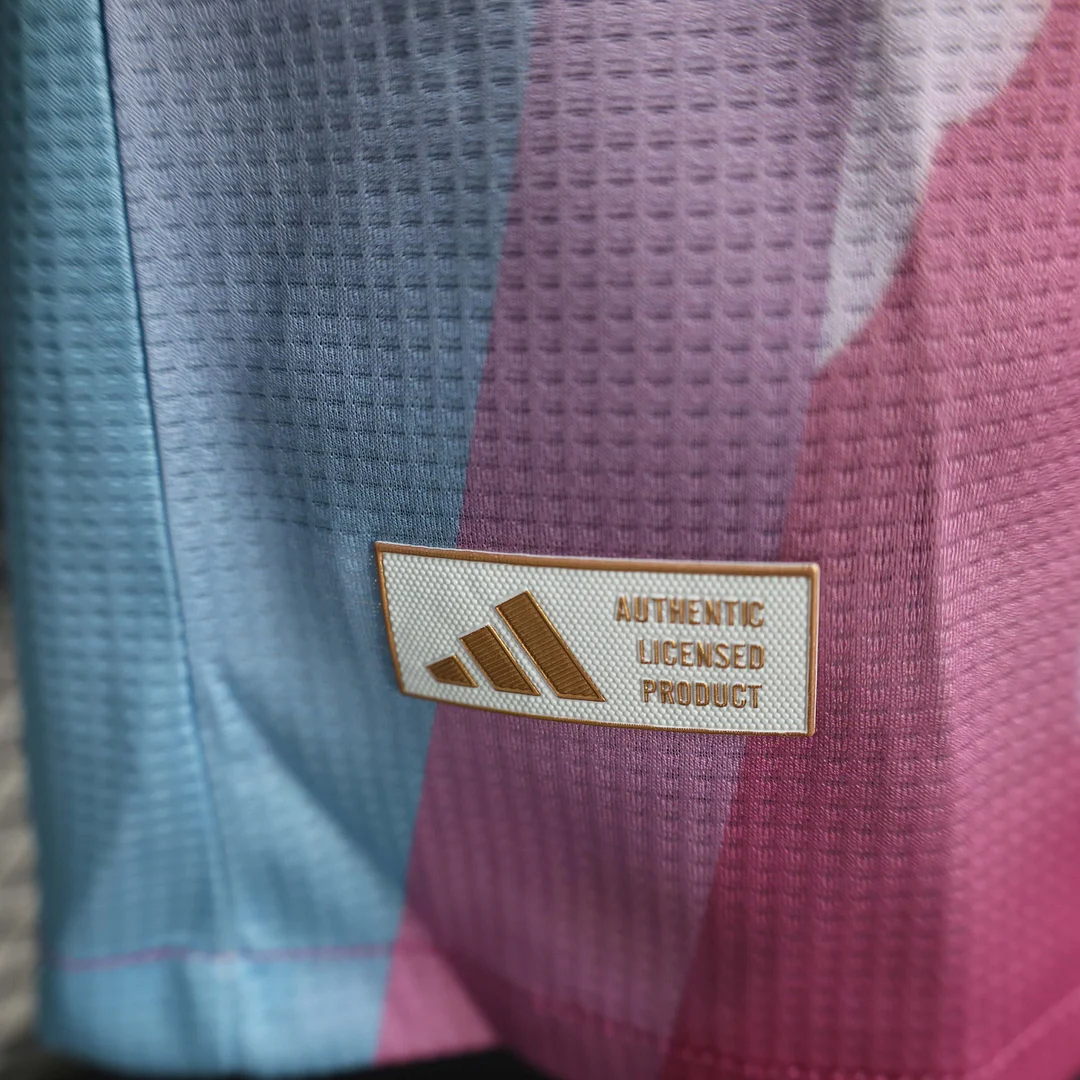 2025/2026 Player Version Inter Miami Special Edition Pink and Blue Soccer Jersey 1:1 Thai Quality - Image 7