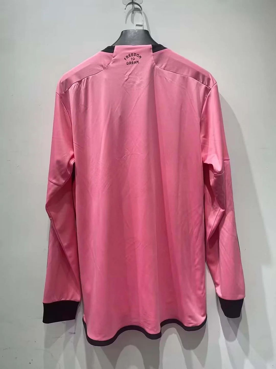 2024/2025 Long Sleeve Inter Miami Home Soccer Jersey 1:1 Thai Quality - Image 2