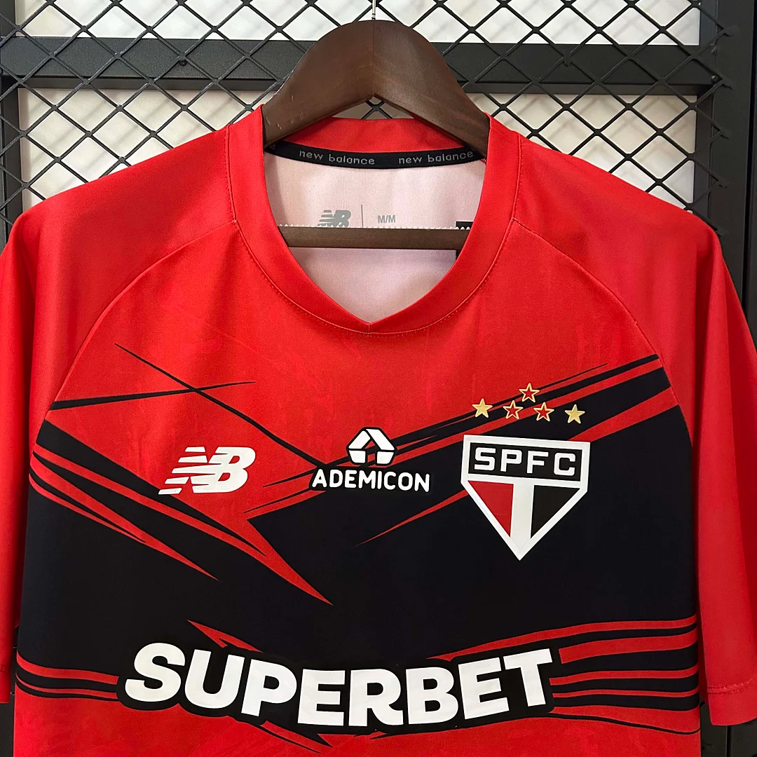 2025/2026 S?o Paulo Goalkeeper Red Jersey 1:1 Thai Quality - Image 3