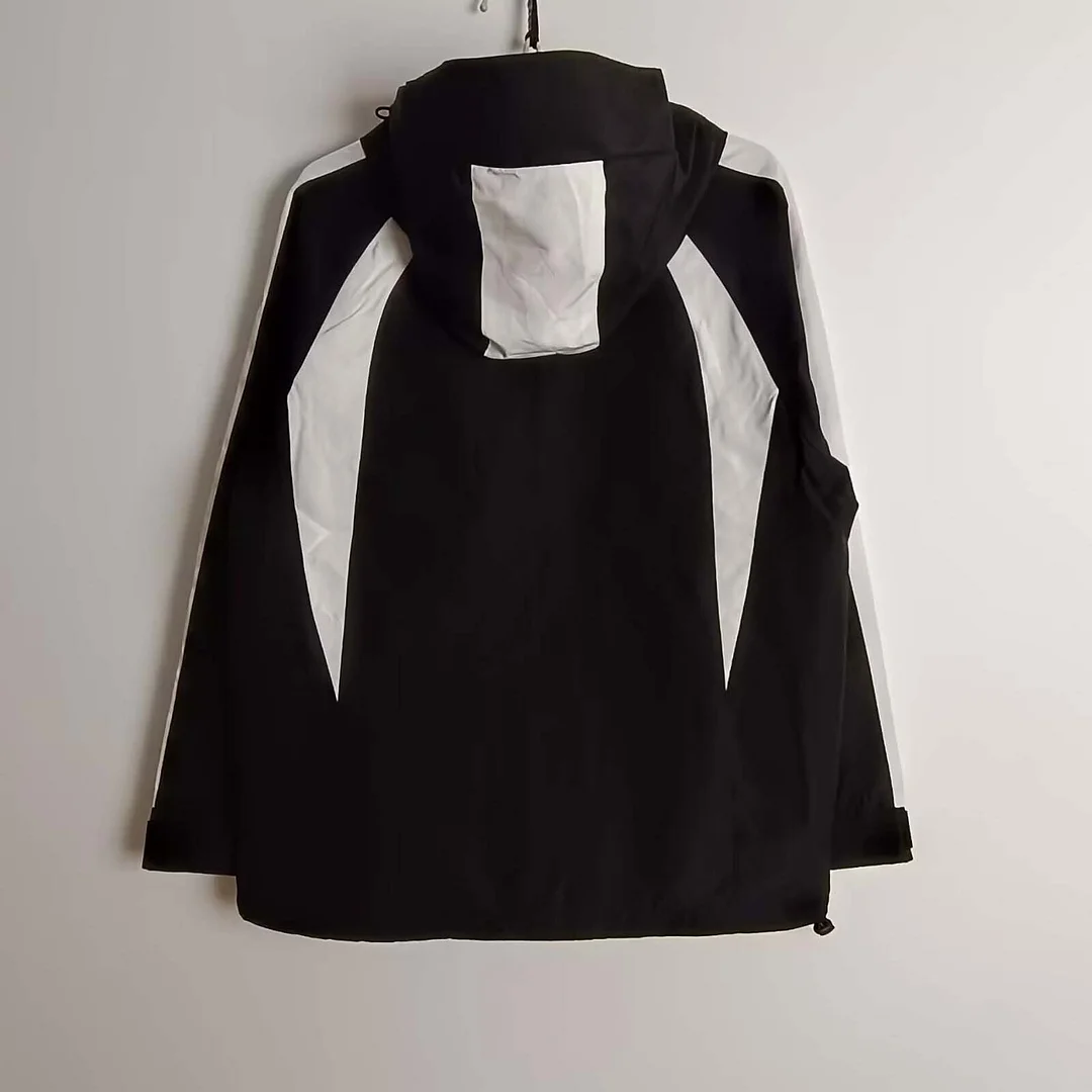 2025/2026 Vasco da Gama Windbreaker Black and white Football Shirt 1:1 Thai Quality - Image 2