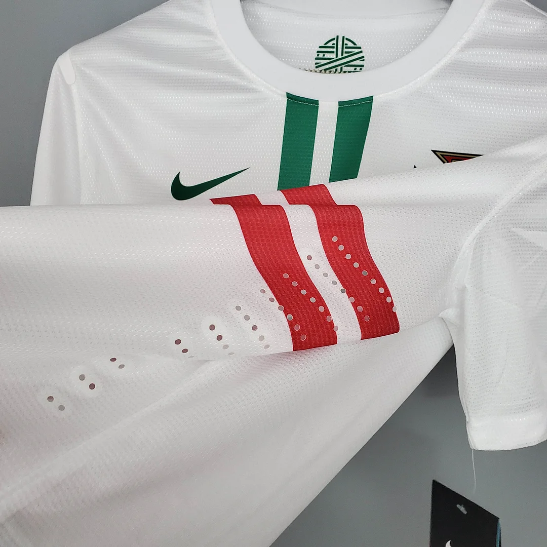 2012 Retro Portugal Away Football Shirt - Image 8