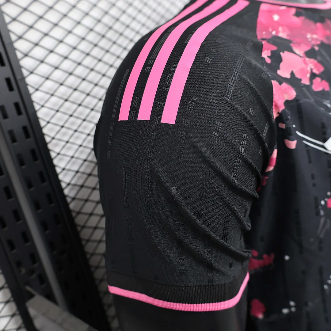 2025 Player Version Japan Special Edition Football Shirt 1:1 Thai Quality - Image 3