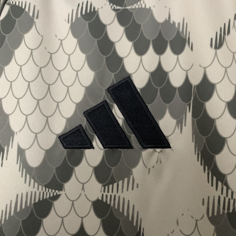 2025/2026 Bayern Munich Special Edition Football Jersey 1:1 Thai Quality - Image 9