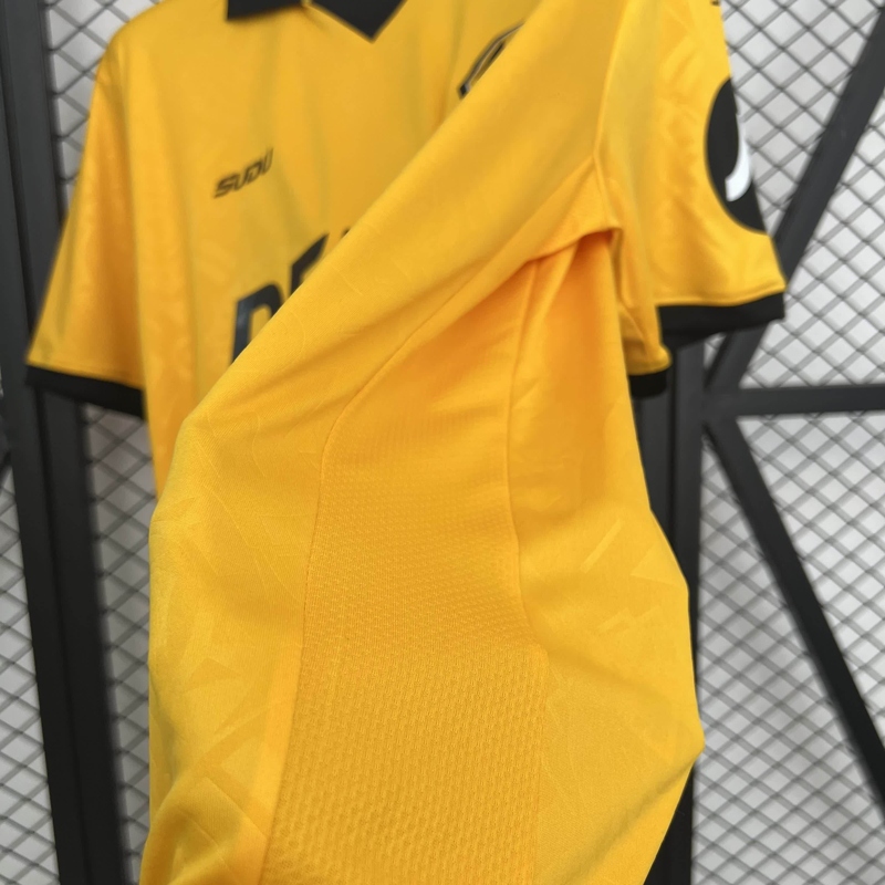 2025/2026 Wolverhampton Wanderers Home Jersey 1:1 Thai Quality - Image 5