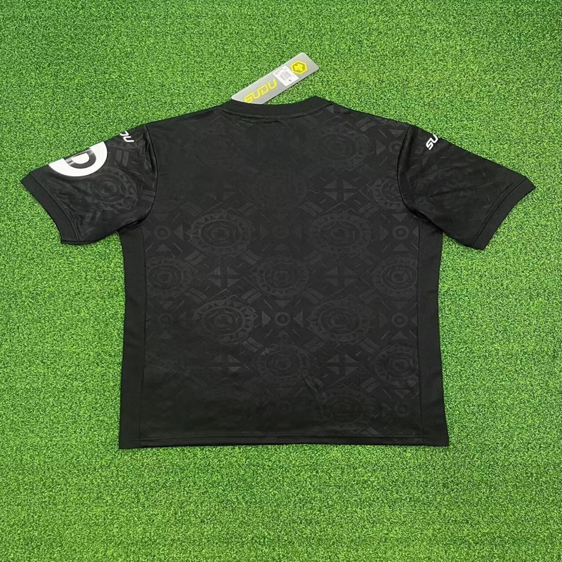 2025/2026 Wolverhampton Wanderers Goalkeeper Jersey 1:1 Thai Quality
