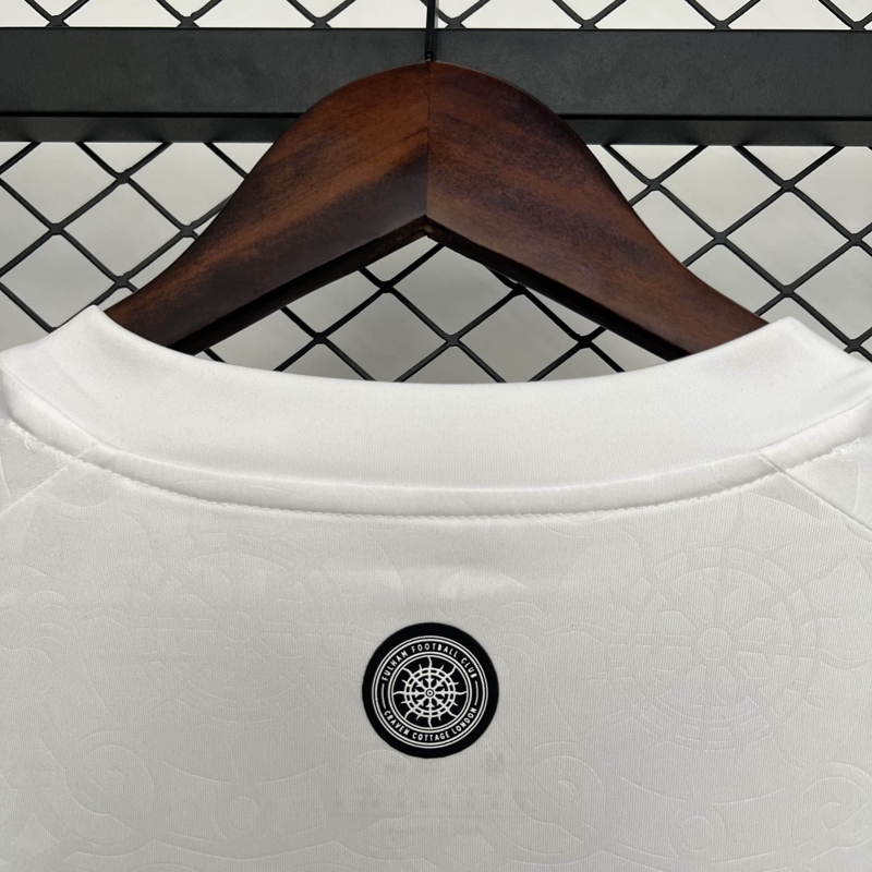 2025/2026 Fulham Home Jersey 1:1 Thai Quality - Image 3