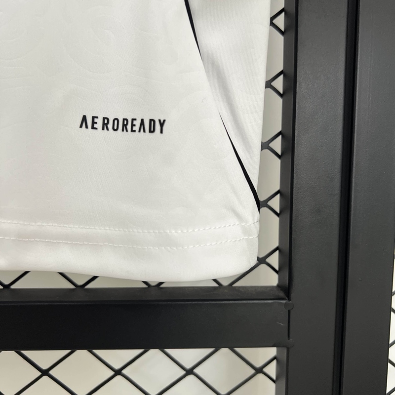 2025/2026 Fulham Home Jersey 1:1 Thai Quality - Image 8