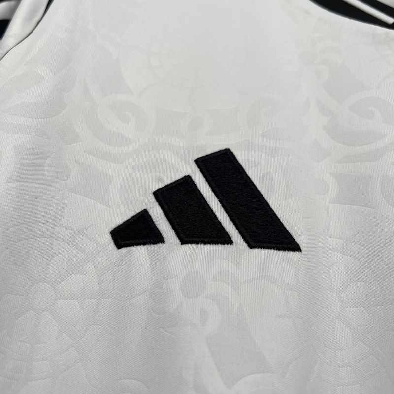 2025/2026 Fulham Home Jersey 1:1 Thai Quality - Image 10