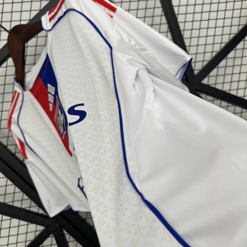 2025/2026 Lyon Home Jersey 1:1 Thai Quality - Image 8