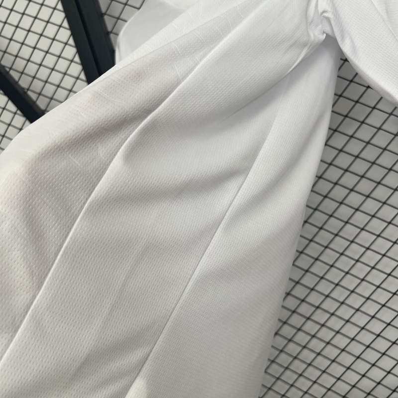 2025/2026 Valencia Home Football Jersey 1:1 Thai Quality - Image 5