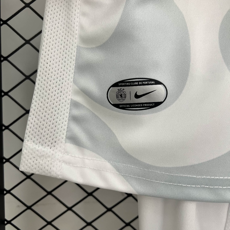 2025/2026 Sporting Lisbon Away Football Jersey 1:1 Thai Quality Kids Size - Image 11